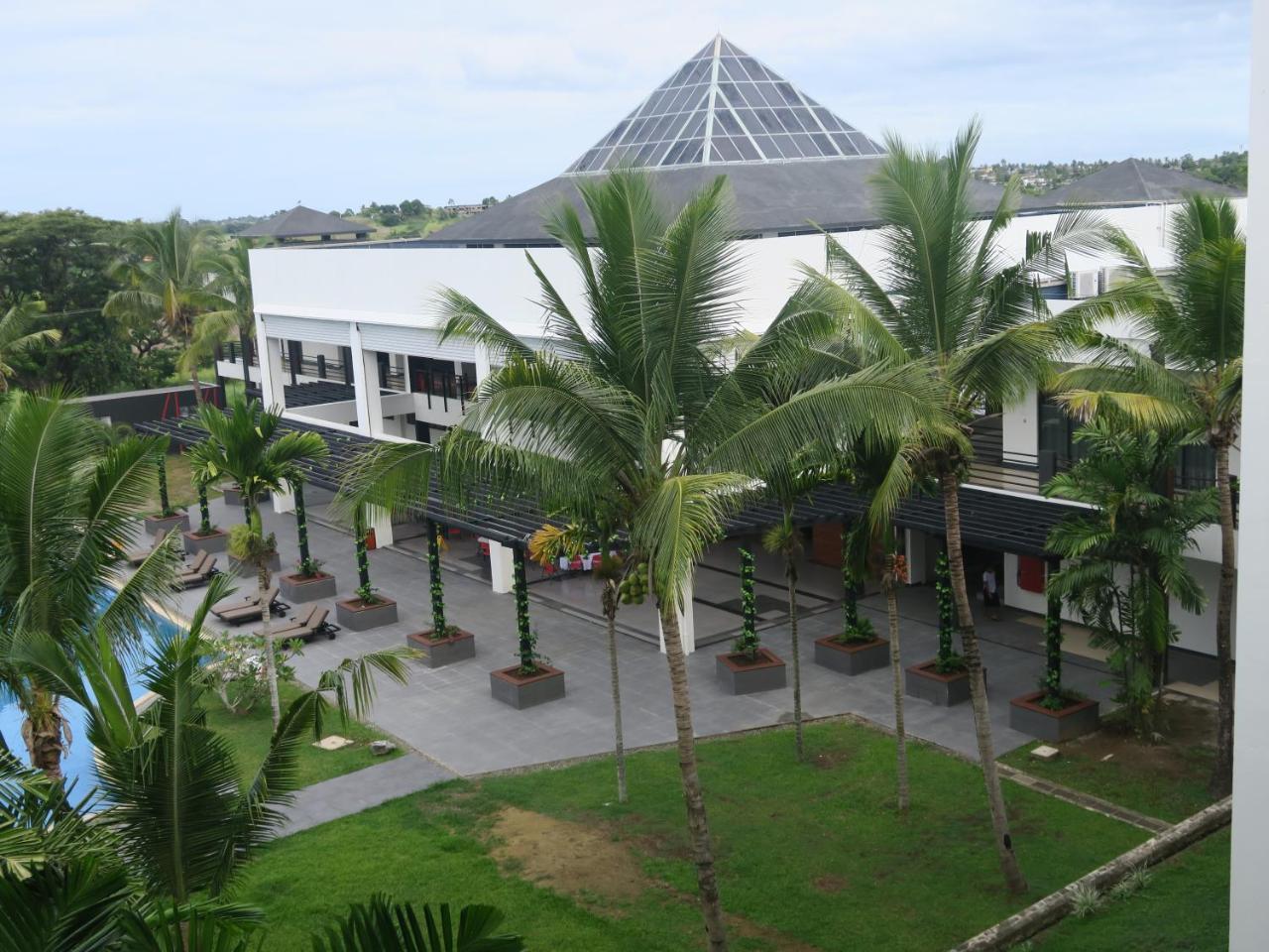 Nasau Resort & Villas Нанди Экстерьер фото